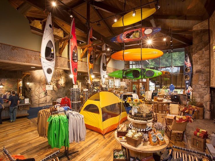 Retail Gatlinburg5
